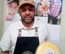Produtores de queijo do Paraná participam de concurso nacional