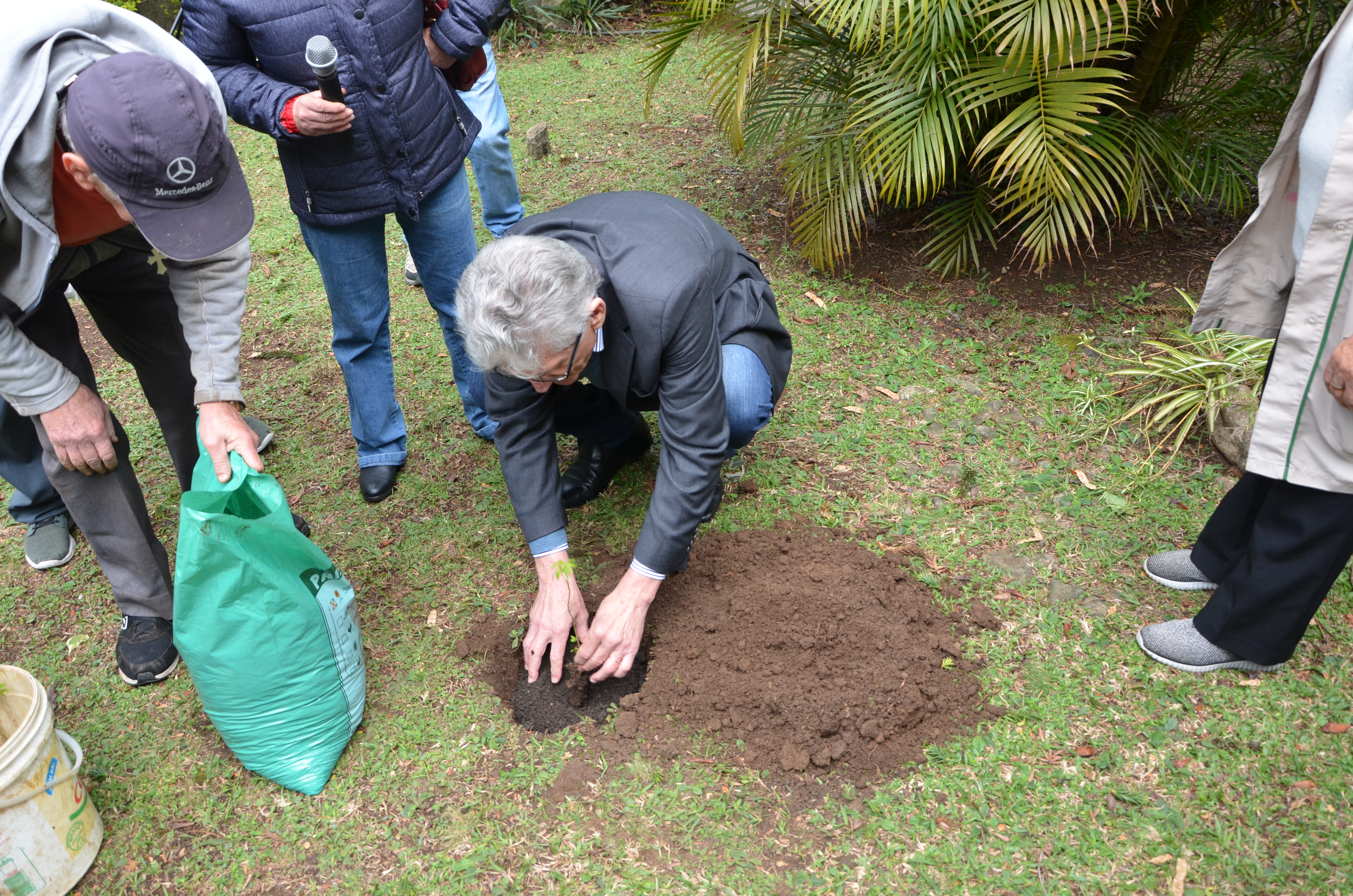Secretário participa de ação do Programa Paraná Mais Verde