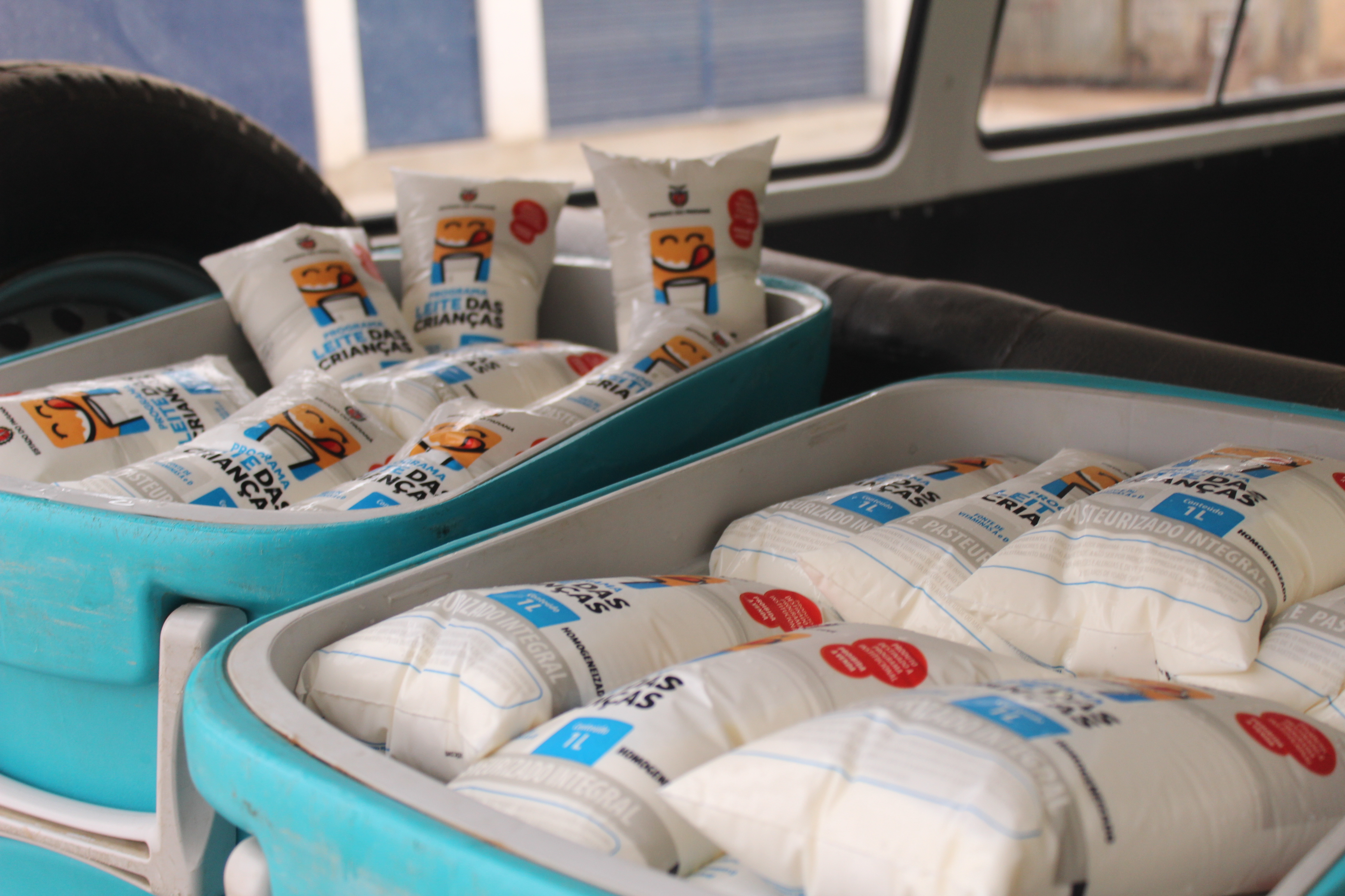 Programa estadual de distribuição de leite leva segurança alimentar ao Vale do Ribeira