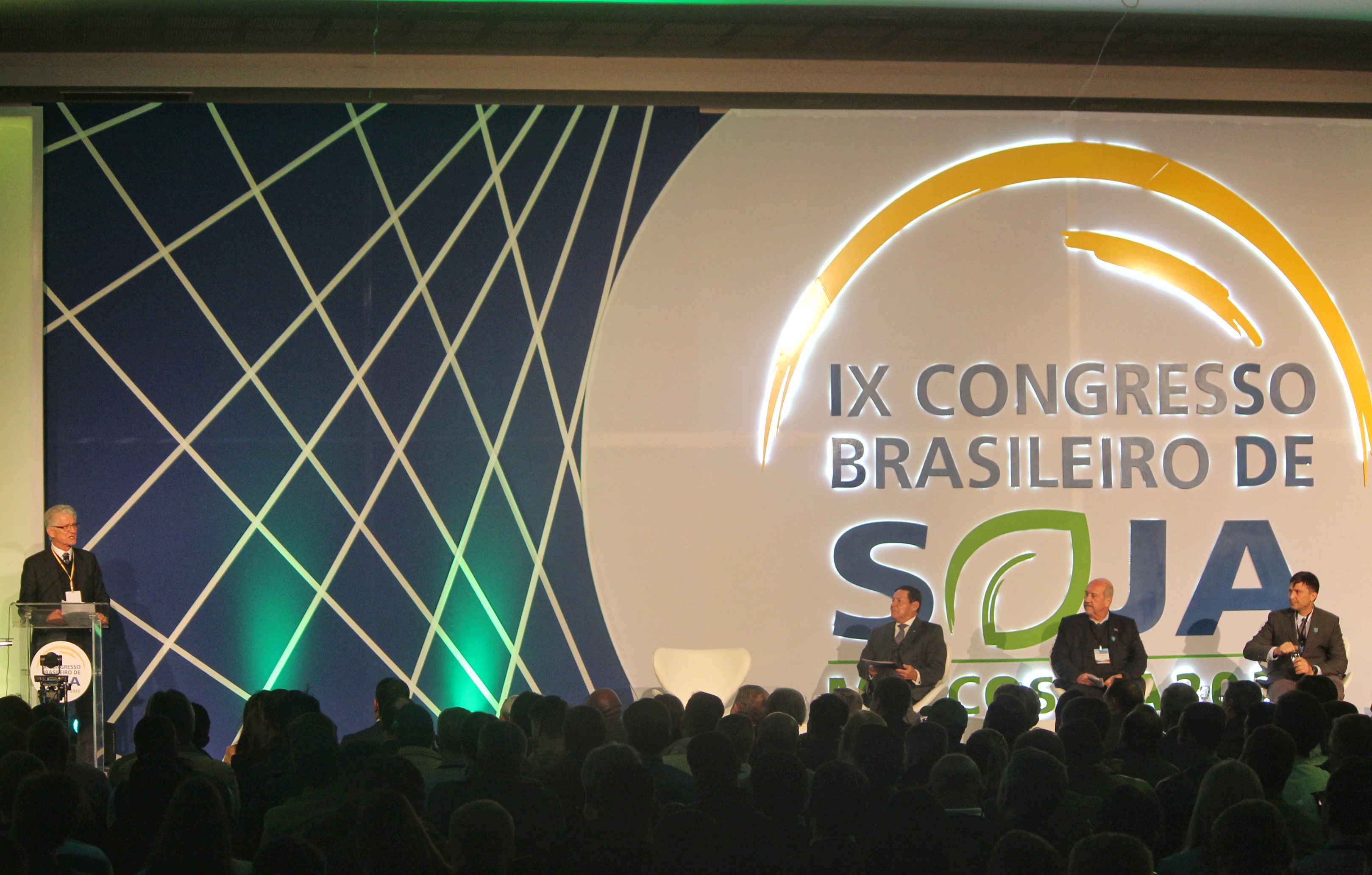Em congresso, Ortigara defende sustentabilidade e tecnologia na produção de soja