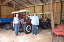 Entrega pelo Governo de equipamentos agrícolas em assentamento na Lapa