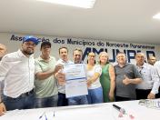 Secretário da Agricultura participa de encontro com a Amunpar e destaca adesão total dos municípios a convênio