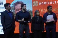 Histórias que inspiram: produtores rurais e extensionistas do IDR-Paraná recebem o Prêmio Orgulho da Terra 2025