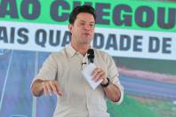  Ratinho Junior inaugura viaduto e anuncia R$ 72 milhões de investimentos em Iporã 