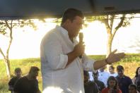 Ratinho Junior libera R$ 264 milhões para novo maquinário e estradas rurais da região de Umuarama