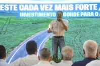 Ratinho Junior libera R$ 264 milhões para novo maquinário e estradas rurais da região de Umuarama