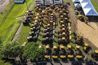 Ratinho Junior libera R$ 264 milhões para novo maquinário e estradas rurais da região de Umuarama