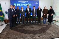 Governador Ratinho Junior confirma mais R$ 385,3 milhões em obras para 11 municípios