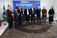 Governador Ratinho Junior confirma mais R$ 385,3 milhões em obras para 11 municípios