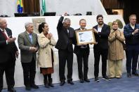 Assembleia homenageia os 70 anos do IDR-Paraná em sessão solene