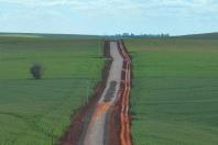  Paraná investe R$ 3,5 bilhões no escoamento da zona rural de mais de 260 cidades 