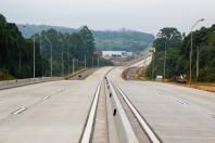 Paraná chega a quase mil quilômetros de rodovias e novas estradas em concreto