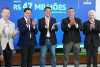  Ratinho Junior confirma mais de R$ 453 milhões para obras em 11 municípios 