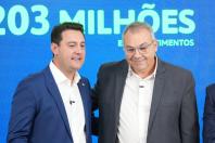 Ratinho Junior confirma quase R$ 890 milhões para obras e investimentos em 12 municípios