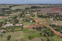 Em Cidade Gaúcha, Estado investe R$ 22,1 milhões para pavimentar maior vila rural do Paraná