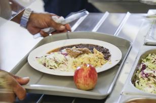 Foram destinados pela Secretaria da Agricultura e do Abastecimento R$ 2,95 milhões para construção de três unidades e a reforma de uma, já existente.