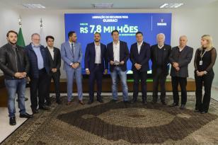  Governador libera R$ 350 milhões para obras e equipamentos em nove cidades 