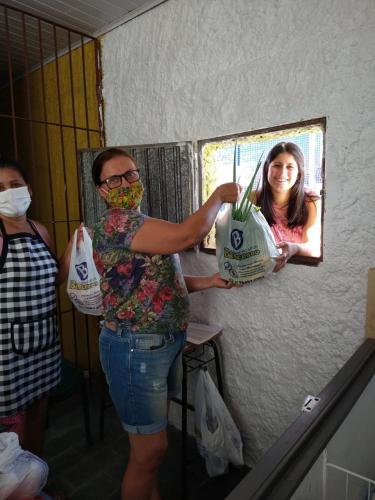 Entrega de alimentos Paranaguá