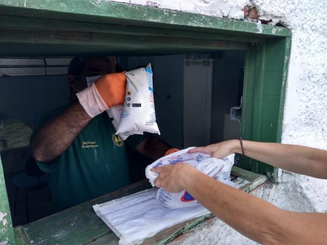 Entrega de alimentos Paranaguá