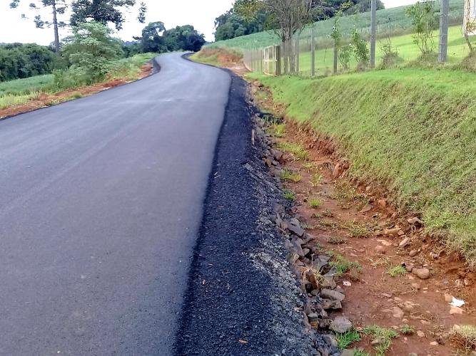 Estrada Romualdo Guarez, em Pato Branco
