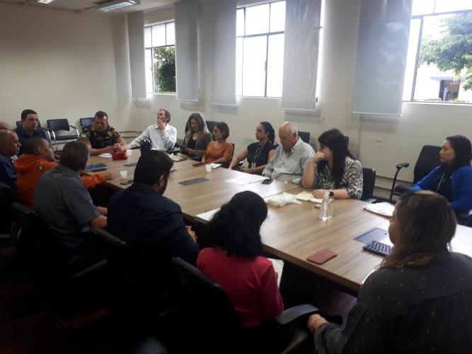 Reunião do Grupo Especial de Atenção às Suspeitas de Enfermidades Emergências (Gease)