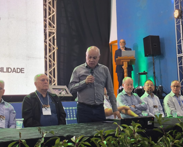 Sericicultoras paranaenses já podem se inscrever para Concurso que levará à França