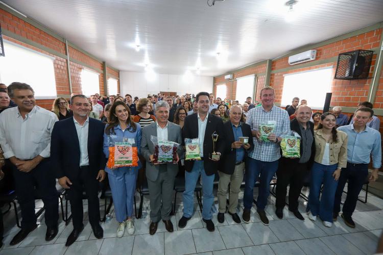 Governo federal pode reproduzir projeto de combate à fome do Paraná em todo o Brasil