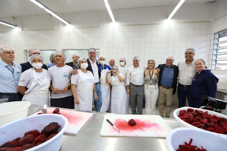 Governo federal pode reproduzir projeto de combate à fome do Paraná em todo o Brasil