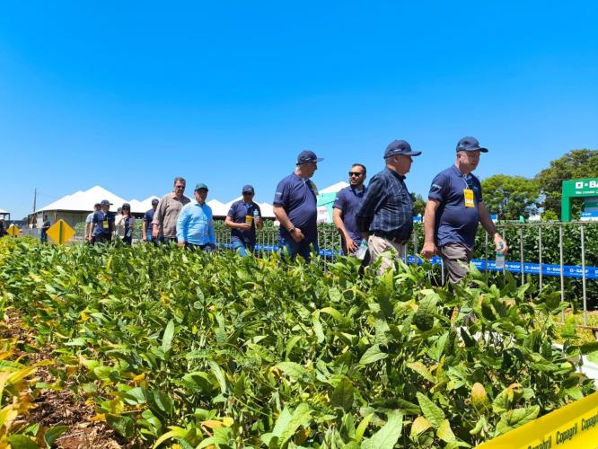 Copagril abre temporada de eventos agropecuários no Paraná
