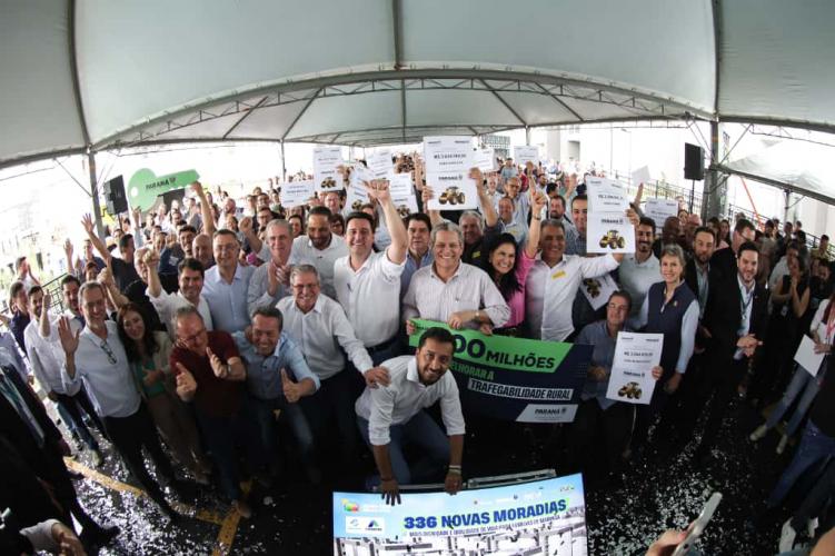Municípios da Amusep recebem R$ 102 milhões para aquisição de máquinas da linha amarela