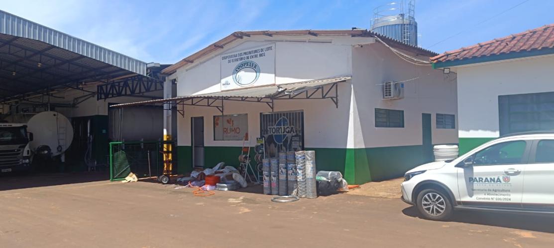 Seab reforça apoio aos produtores de leite com entrega de equipamentos na região da Amerios