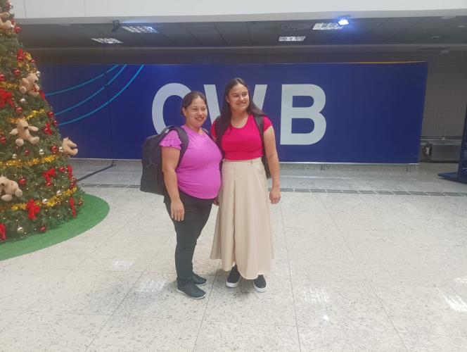 Sericicultoras premiadas pelo Governo do Paraná embarcam para a França