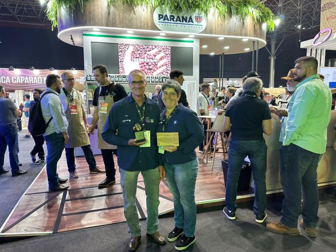 Produtores paranaenses ganham prêmios e abrem novos mercados na Semana Internacional do Café