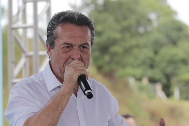 Estado anuncia R$ 38 milhões em máquinas para estradas rurais da região Centro-Sul