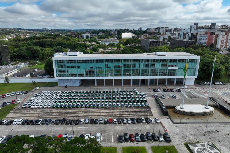 Estado reforça sistema de agricultura com 324 novos servidores e entrega de 250 veículos