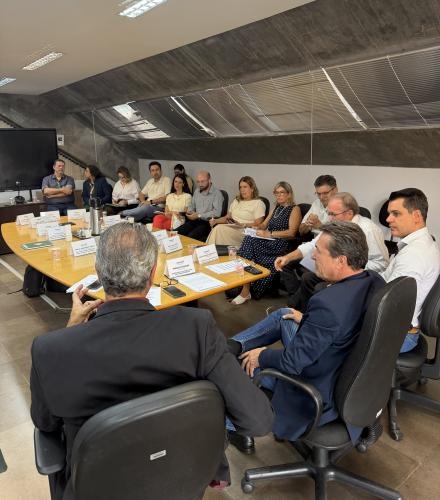 Seab, Faep e Ocepar apresentam propostas para simplificar o licenciamento ambiental no Paraná