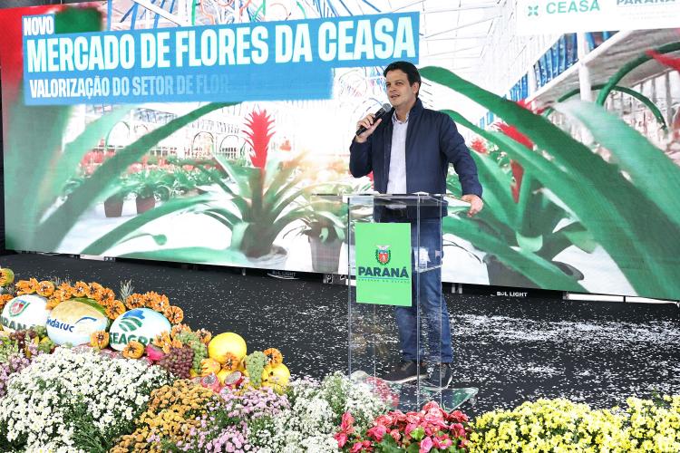 Ratinho Junior assina ordem de serviço do novo Mercado de Flores da Ceasa Curitiba