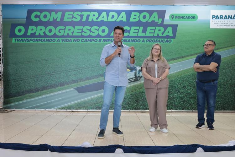 Estado libera R$ 49,9 milhões para pavimentar estradas rurais e ruas urbanas de Roncador
