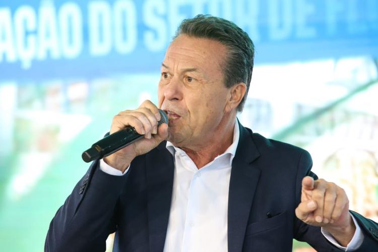 Ratinho Junior assina ordem de serviço do novo Mercado de Flores da Ceasa Curitiba