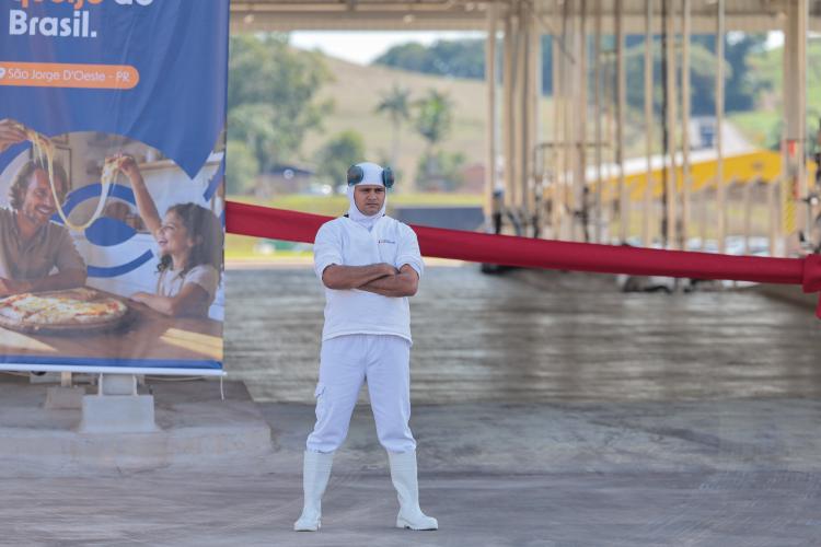 Paraná reforça industrialização do leite com uma das maiores fábricas de queijo do País