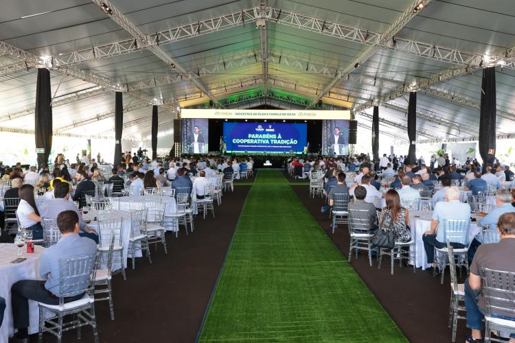 Nova indústria em Pato Branco vai processar 3 mil toneladas de soja por dia