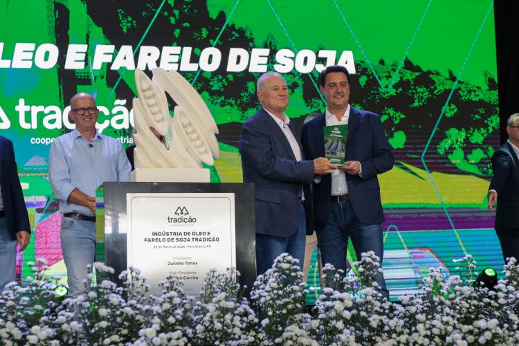Nova indústria em Pato Branco vai processar 3 mil toneladas de soja por dia
