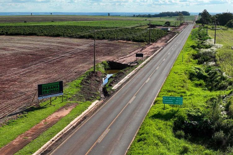 Estado investe R$ 67,6 milhões para melhoria da infraestrutura urbana e rural de Floraí