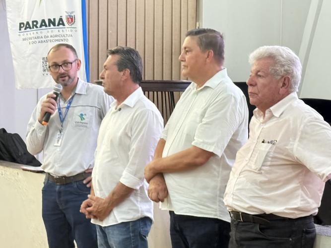 Governo do Estado entrega 40 estufas e promove capacitação técnica em Umuarama