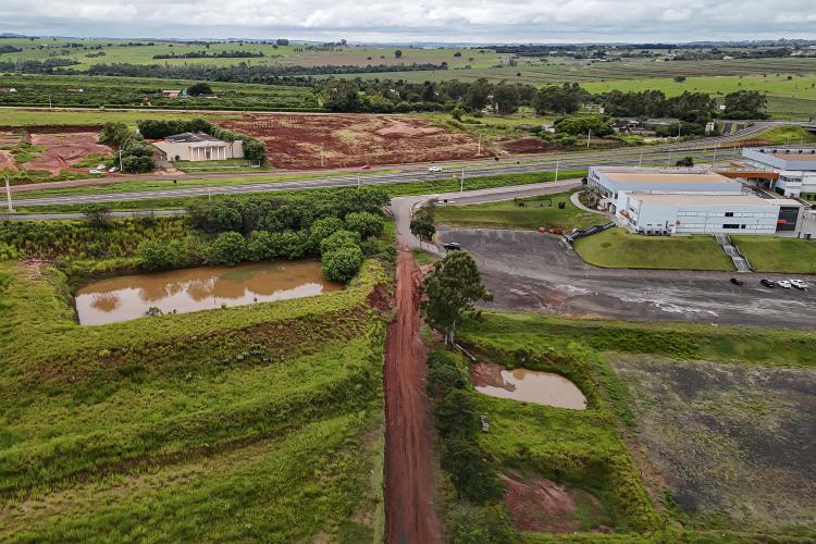 Governo anuncia R$ 17,9 milhões para pavimentação de três estradas rurais de Paranavaí