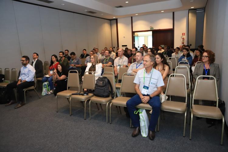 Em Foz do Iguaçu, IDR-Paraná debate o uso do biometano no transporte do agronegócio