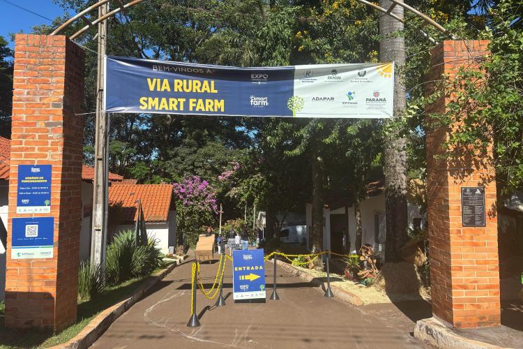 IDR-Paraná discute futuro da agropecuária e apresenta inovações na ExpoLondrina