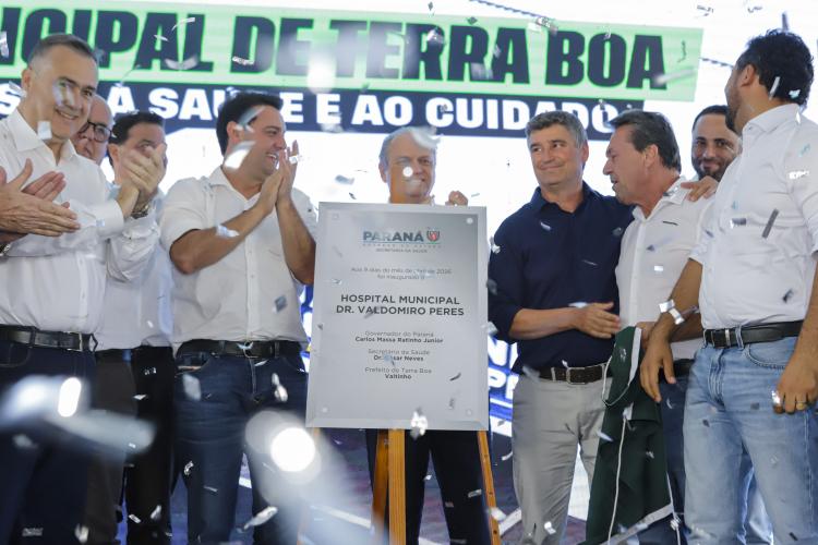 Estado inaugura hospital em Terra Boa e anuncia investimentos para pavimentação rural