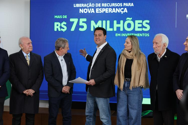 Ratinho Junior confirma R$ 741 milhões para infraestrutura urbana e rural de 12 municípios