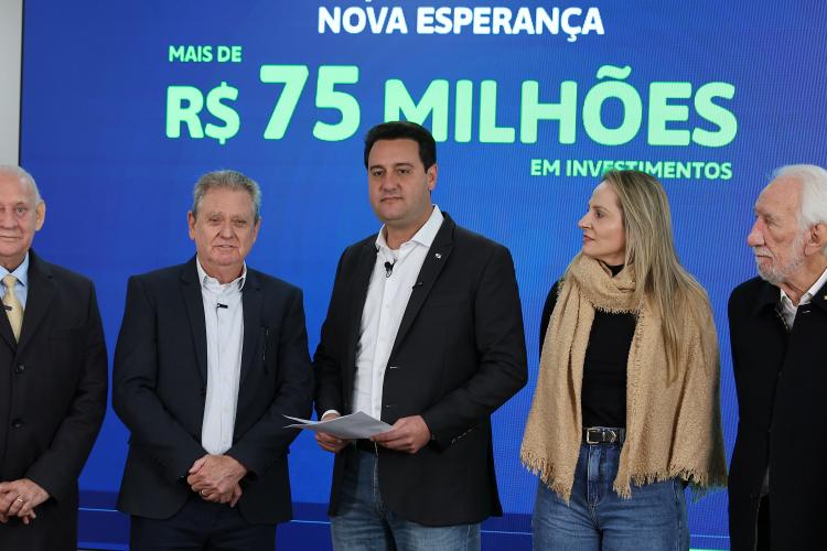 Ratinho Junior confirma R$ 741 milhões para infraestrutura urbana e rural de 12 municípios